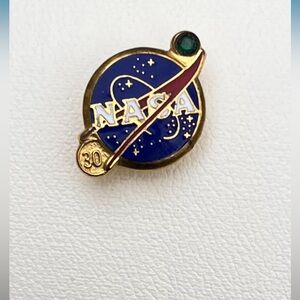 🪐 NASA 3-Year Gold Service Pin with Green Stone